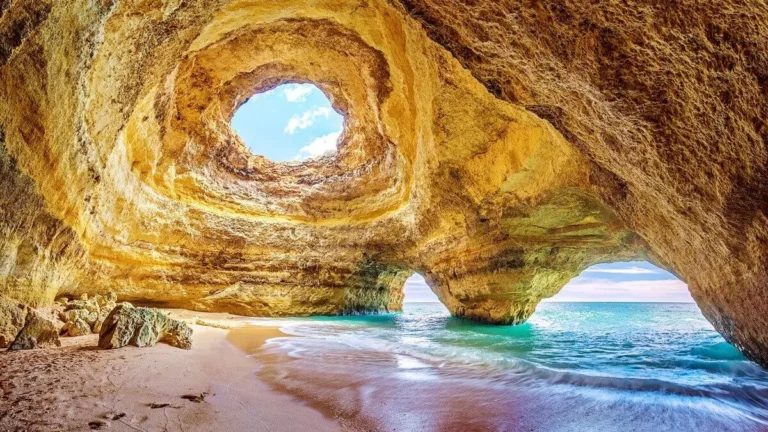 blog-the-4-most-beautiful-places-to-elope-in-europe-1