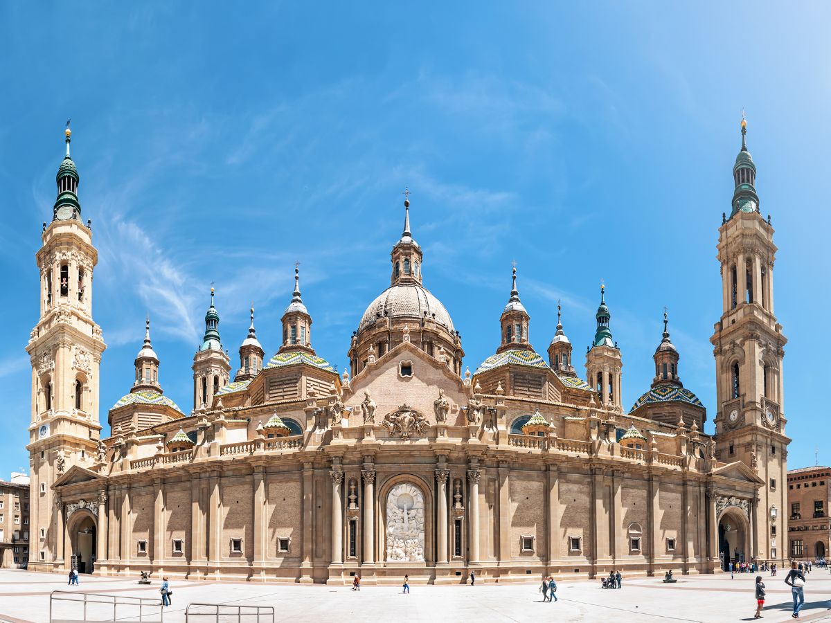 to Basilica of Our Lady of the Pillar