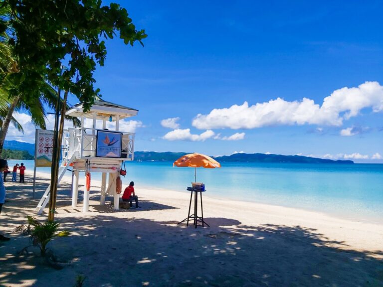 paradise-garden-resort-bridges-and-beyond-travel-beach