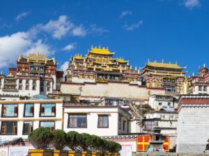 songzanlin-temple-bridges-and-beyond-travel -2