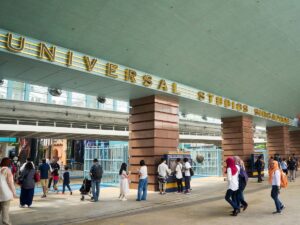 universal-studios-singapore-bridges-and-beyond-travel